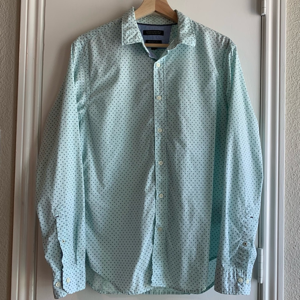 Banana Republic Oxford Dress Shirt- Tiny Clover Pattern (navy) on Light Seafoam